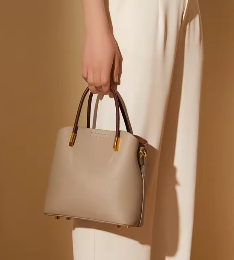 Luxe Bucket Carry