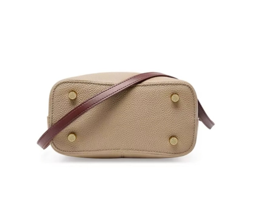 Luxe Bucket Carry