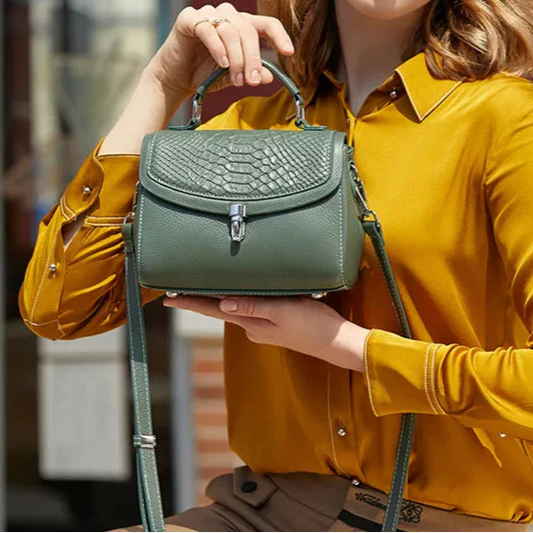 Luxe Croc Carry