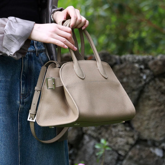 Modern Grace Tote
