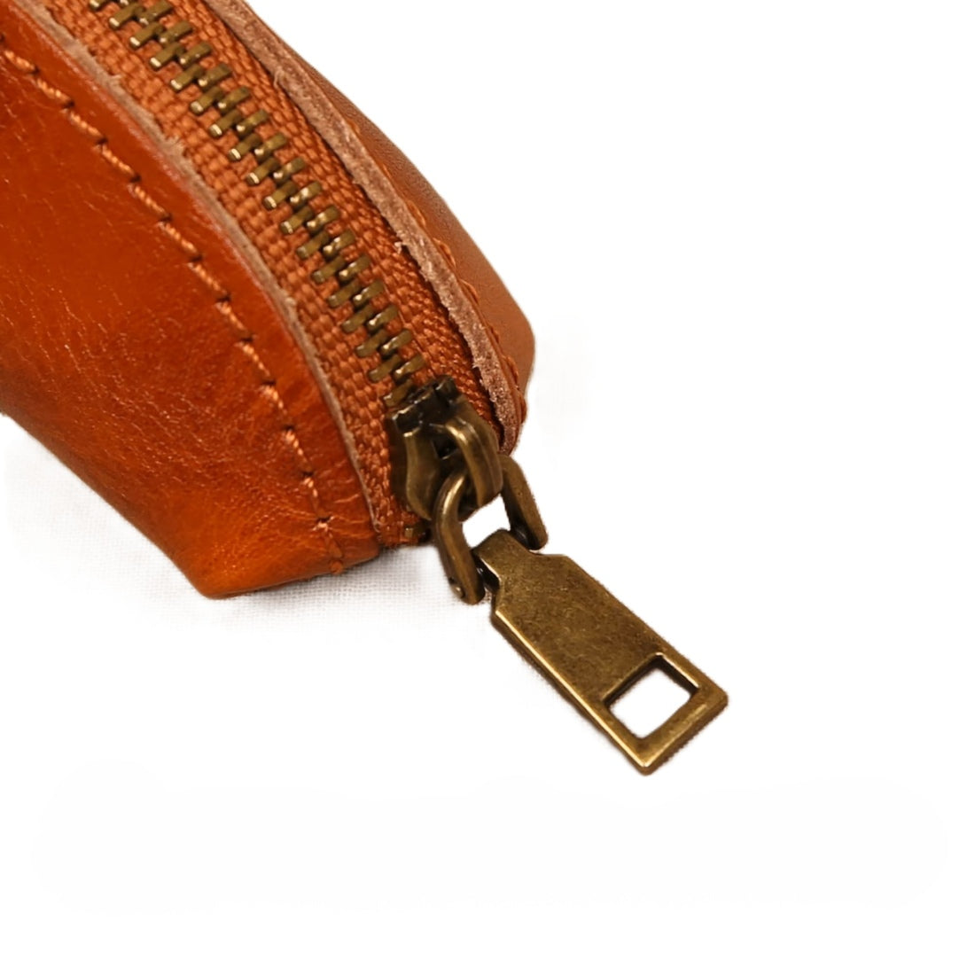 heritage key case zipper detail leather key case