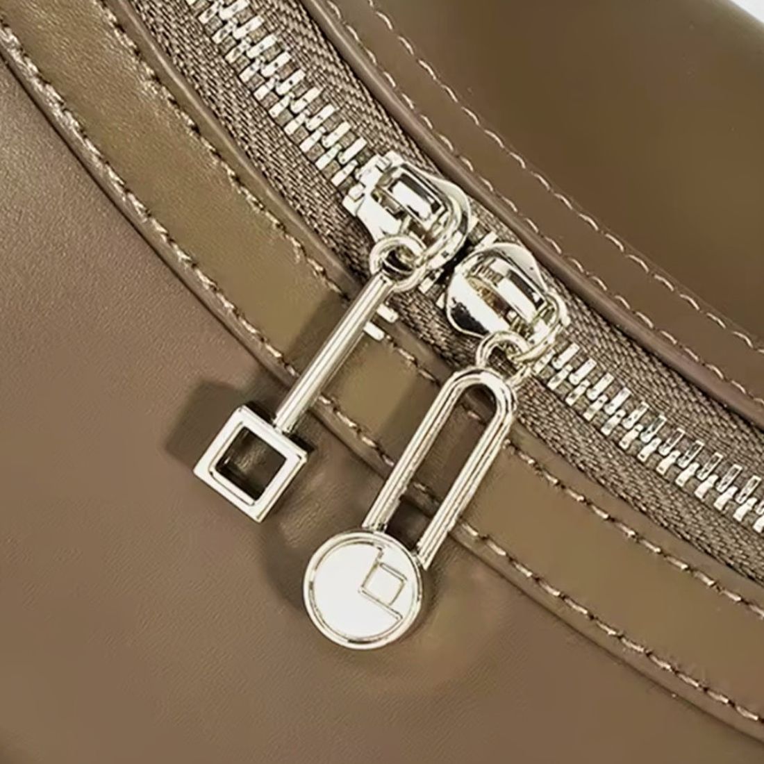 Urban Luxe Hobo premium luxury leather hobo bag close up zipper and hardware upscale detail